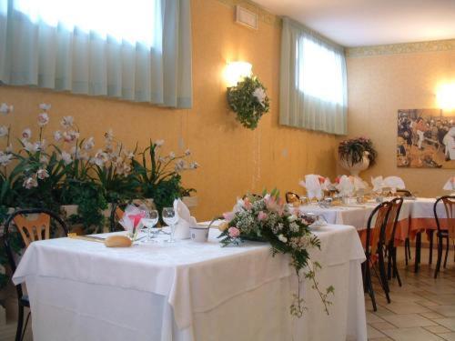 Airone Hotel Reggio nell'Emilia Buitenkant foto